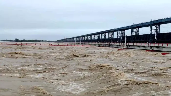 Bihar Flood Alert: Ganga in Rising mode from Prayagraj to Bhagalpur … Brand in Navagachia and Kahalgaon, increased flood threat – Bihar Flood Alert! Ganga -River in rising mode from Prayagraj to Bhagalpur Bihar, where danger marks in Kahalgaon and Nauga