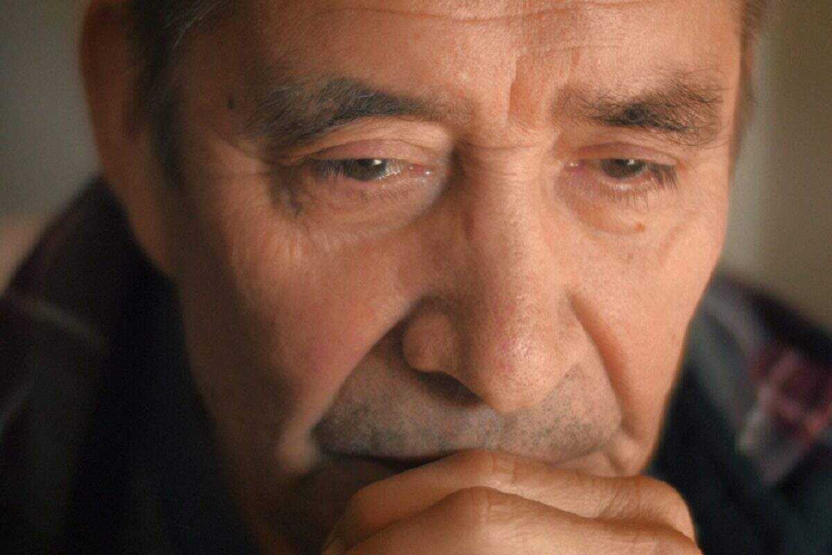 Do you want to get rid of the bitter memories of the past? Learn a mantra in leaked video that will change your thinking and life