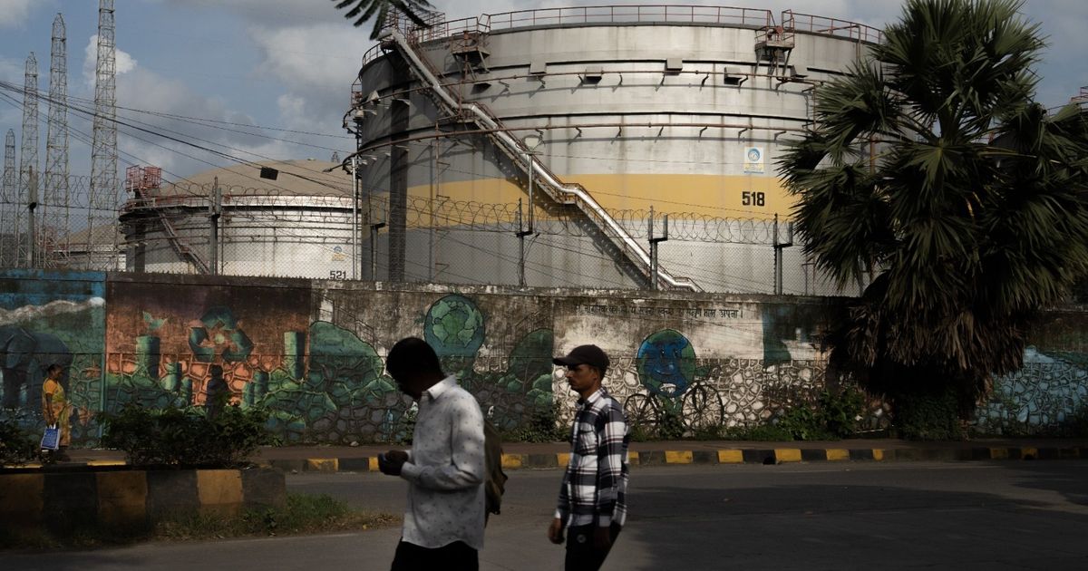 India turned into US oil with the tightening of the screws on Russian rough