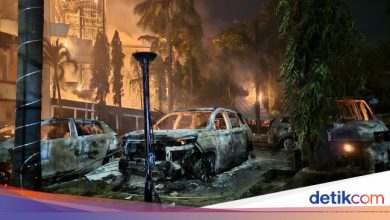 Fire of Makassar DPRD building, 1 person dead after being trapped on the fourth floor
