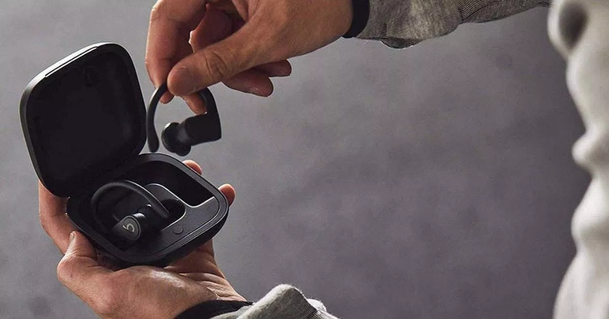 wi-fi-beats-earphones-that-‘sound-better-than-airpods-and-bose’-plummet-to-half-tag