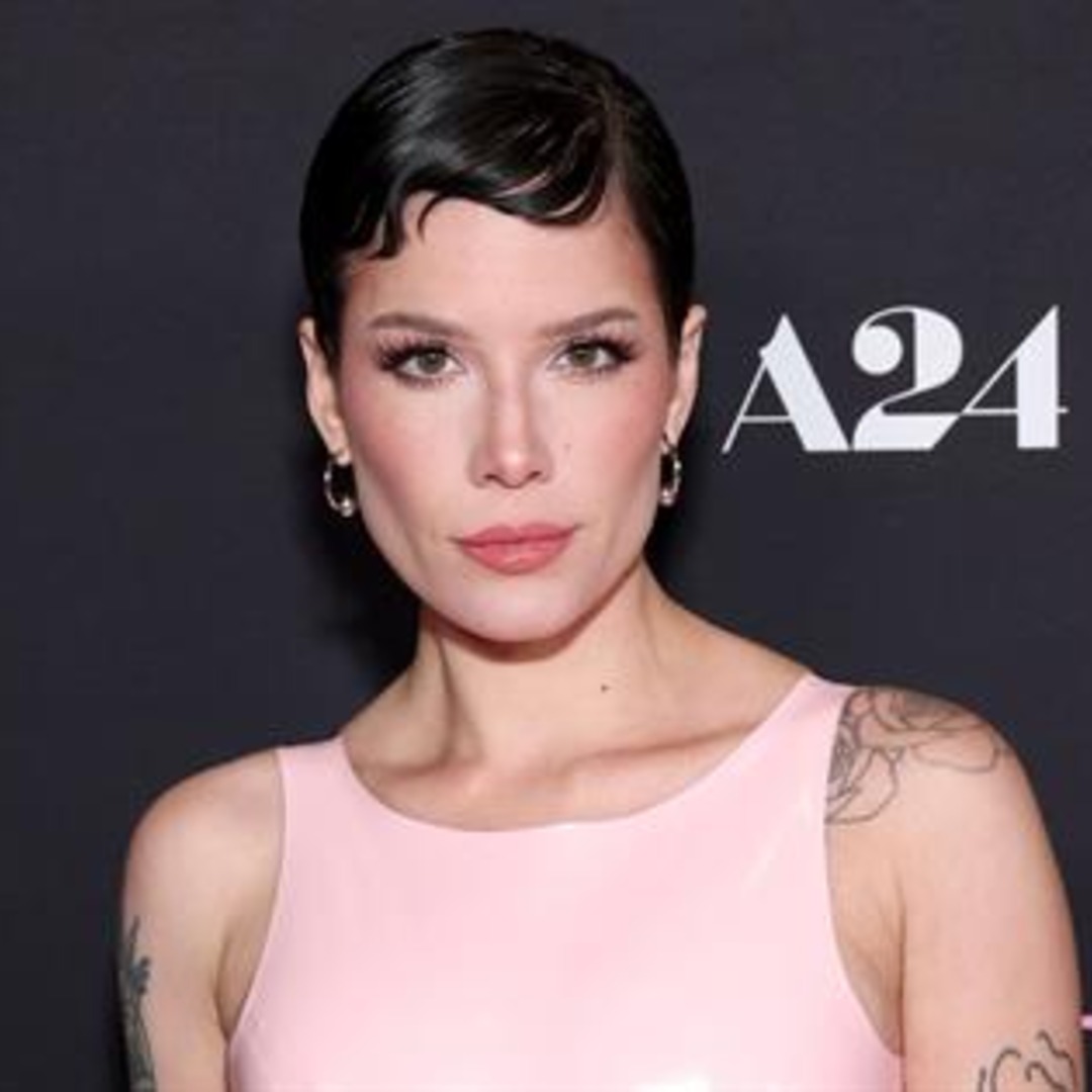 Halsey Stops Concert to Save Videographer from Getting Burned by Pyrotechnics – ryan