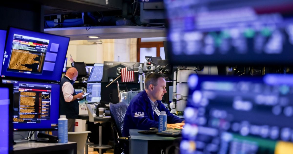 Technology shares land with Wall Street indicators of their highest levels