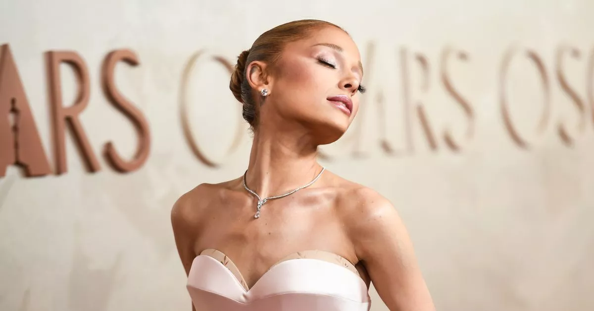 Ariana Grande’s ‘Divine’ Perfume With 18K Five-Star Ratings Has Price Cut on Amazon – ryan