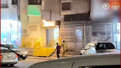 مكافحة المخدرات تقبض على (3) أشخاص بمنطقة المدينة المنورة لترويجهم مادة الميثامفيتامين المخدر…