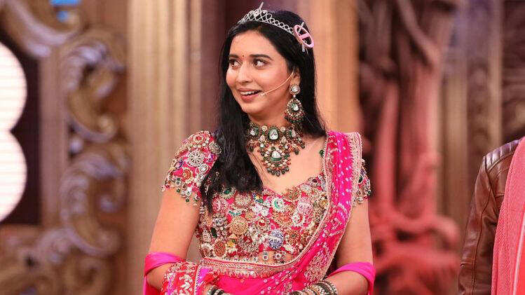 Tanya Mittal arrived in Bigg Boss with 800 Saris, clothes change three times a day