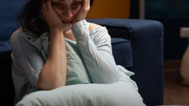 عندما نفكر في الاكتئاب، غالبًا ما نتخيل الحزن والعزلة. لكن هل تعلمين أن الاكتئاب قد يظهر…