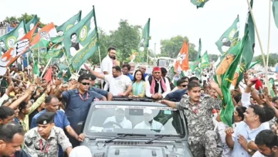 Akhilesh met Lalu Yadav, said it about Tejashwi; RJD Supremo has offered special sweets – Akhilesh Yadav with Lalu Yadav said Tejaswi is the best cm face from Mahagathbandhan