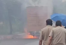 Truck fire due to a high line of tension, cleaner dying; MANAGER’S CONDITION CRITICAL – NCR TRUCK FIRE IN GRETER NEIDA AMPERATOR DIFY A high suspense contact Contact NOIDA NEWS