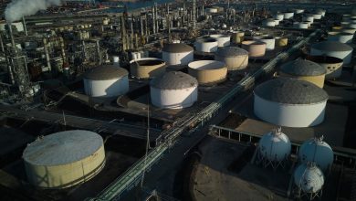 The price of oil goes with the dominance of geopolitical fear before the OPEC+ meeting
