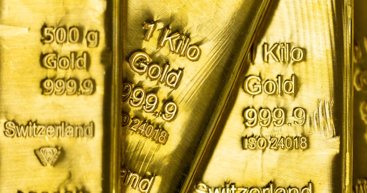 Trump released gold, uranium and other minerals of customs duties