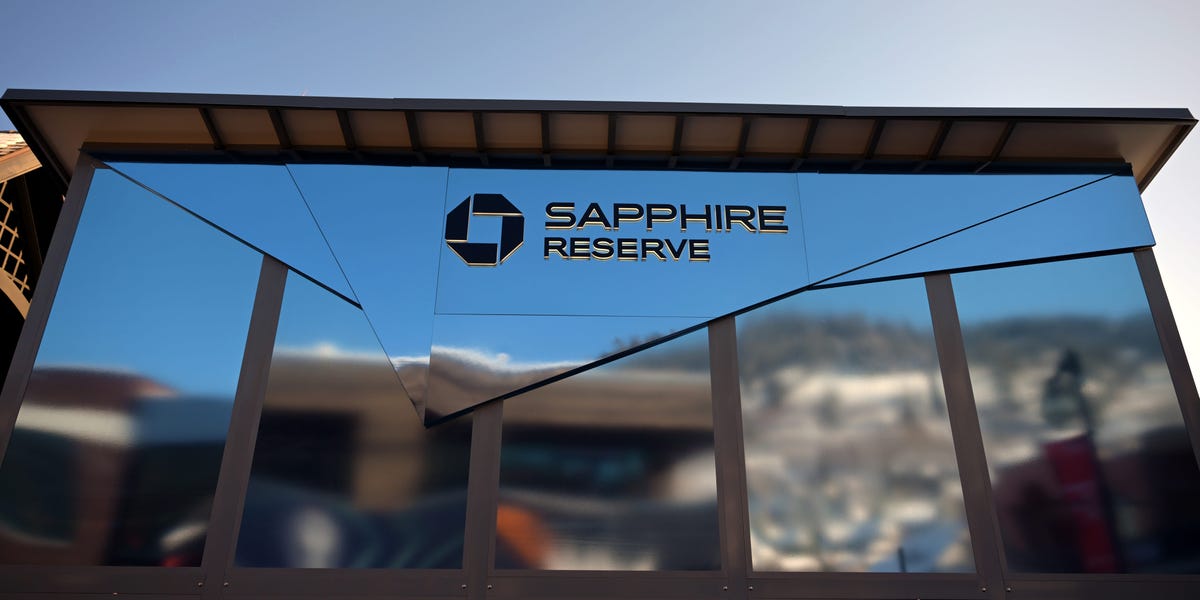 folks-are-freaking-out-over-modern-skedaddle-sapphire-reserve.-vindication!