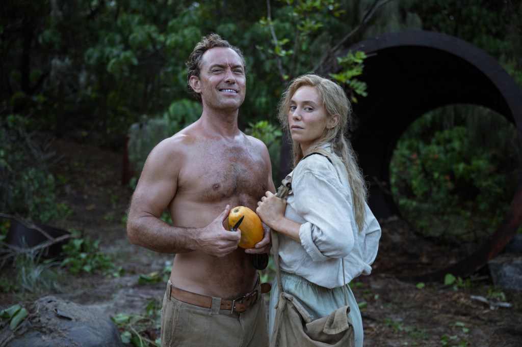 Jude Law, Ana de Armas, Sydney Sweeney in True Story – ryan
