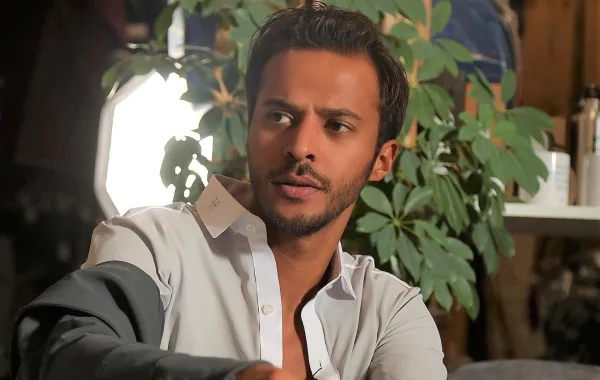 عبدالله الطراروة يدعو بالشفاء للفنانة حياة الفهد بعد أنباء تدهور حالتها الصحية