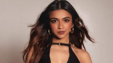 Apoorva Mukhija announces India Tour, let Netizens confused: “What is her talent?”