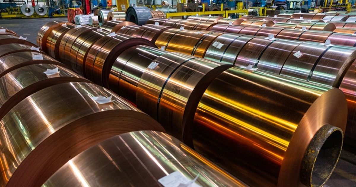 The price of copper is near the level of 10 thousand dollars per ton after 4 weeks