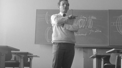 Don’t forget the teacher and do such behavior in class!
