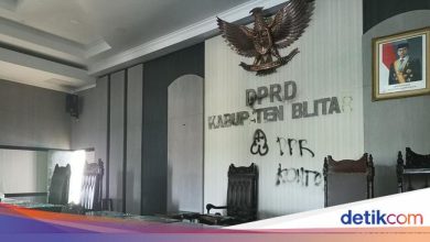 26 offenders of the destruction of the Blitar DPRD building was arrested, 12 still minor