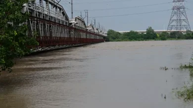 Yamuna -flood: Flood threat in Delhi is averted, Yamuna flows under the danger mark -old Loha Pul to open again after removing the relief camp East Delhi crime update