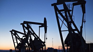 Oil prices went on after Saudi Arabia lowered prices and expected a drop in demand
