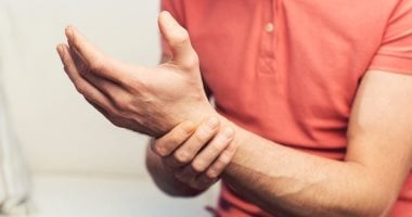 مش مشكلة عظام.. تقلصات العضلات تكشف حاجة الجسم لنظام غذائى متوازن
