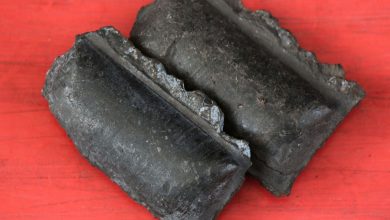 The price of a ton of iron is over 107 dollars on the way to the longest profits since January