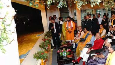 Mauritius Premier Naveen Chandra Ramgulam saw Ganga Aarti in Varanasi