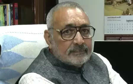 CM Nitish Kumar’s face is uncontrollable, Jungle Raj did not forget: Giriraj Singh
