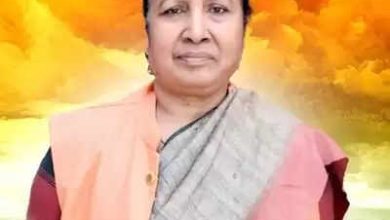 Mamta Kumari, a member of the National Commission for Women in Muzaffarpur, resolved 55 business