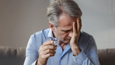 Drink alcohols .. 12 devastating effects of health and 9 treatment methods