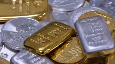 The price of gold is near its historic and silver peak increases its standard level