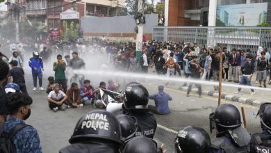 Nepal -Onrus: Ruckus outside the headquarters of the army in Nepal, crack in Gen Z leadership, clashed over the interim government matter