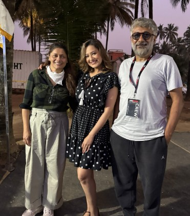Madalsa Sharma shared photos with Khushi, Vivek Agnihotri and Pallavi Joshi who worked in ‘The Bengal Files’