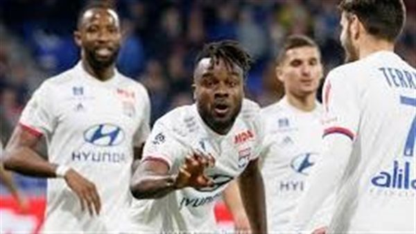 ليون-يفوز-على-لنس-في-عقر-داره-بالدوري-الفرنسي