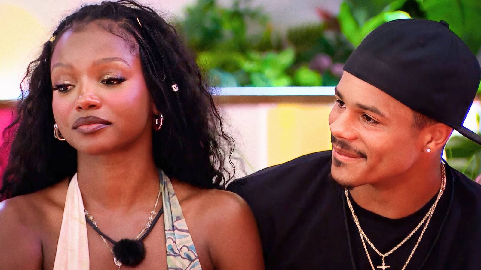 chelley-&-ace-correct-exposed-thermves-on-admire-island-usa-after-this-devastatting-switch