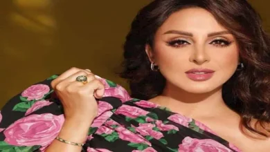 أنغام تتألق بفستان ذهبي ساحر- كيف نسقت إلالتها؟ – ryan