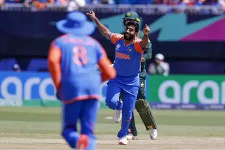 We focus on cricket, not Pakistan: Sitanshu Kotak
