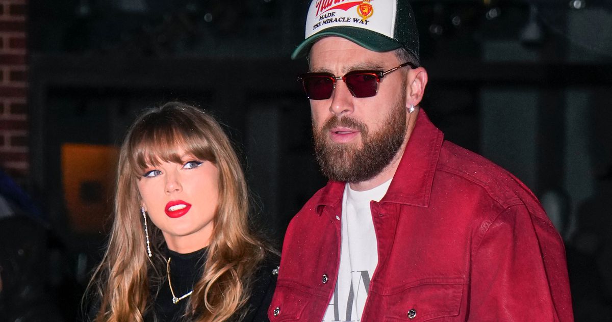 selena-gomez-congratulates-taylor-swift-and-travis-kelce