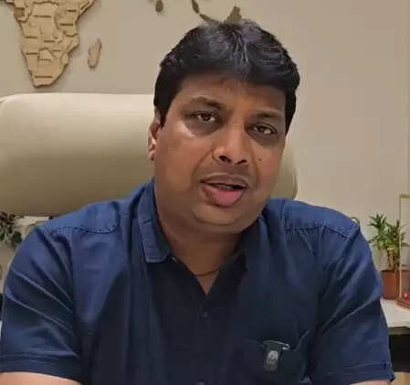 Congressparty has a famine of issues: Rohan Gupta