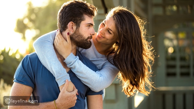 كيف ينجذب الرجل للمرأة؟ صفات الحب والجاذبية – ryan