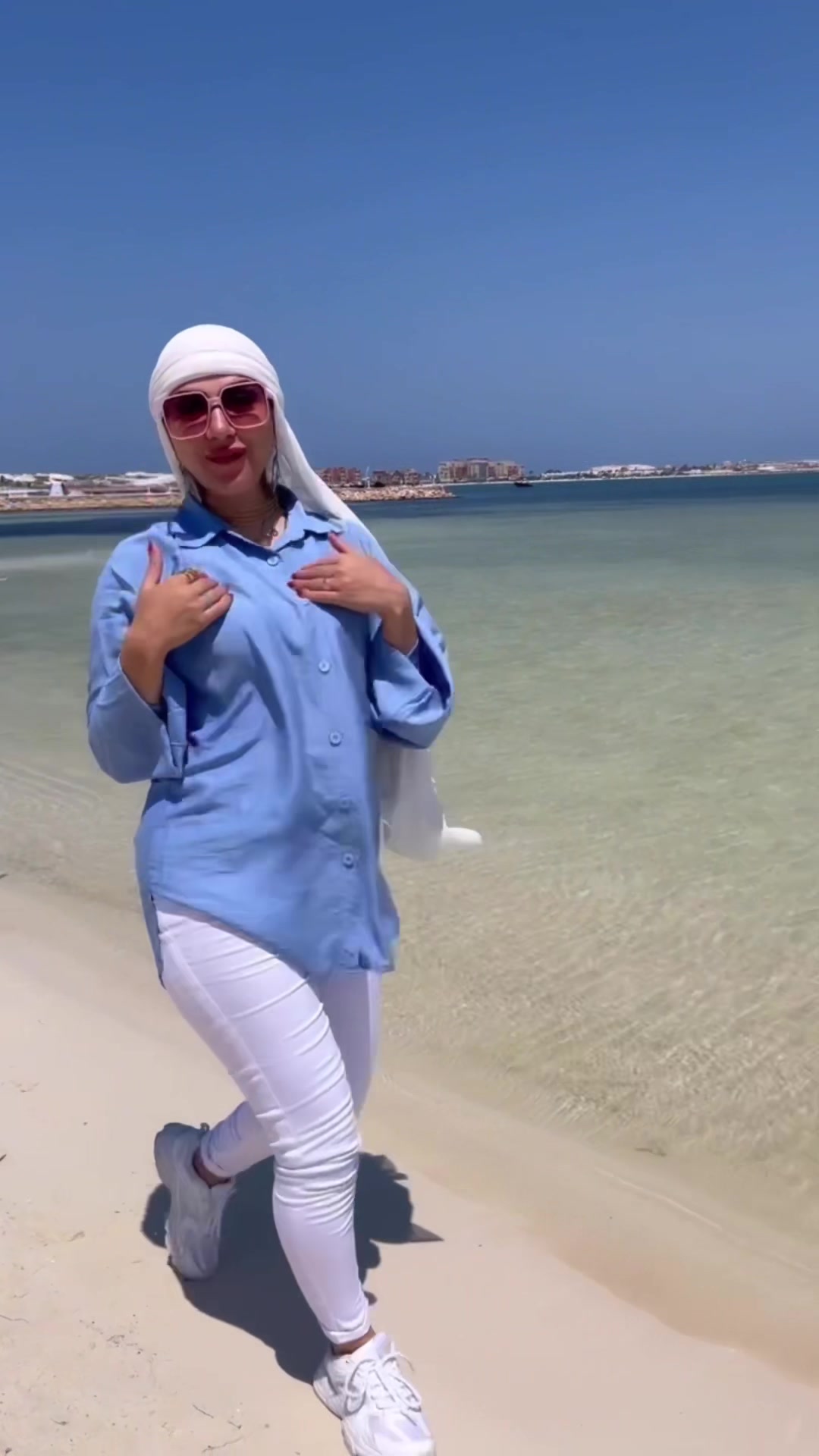 ايه-رأيك-فيا-جامد-انهي-لون-احلي#العائله-الفوشه-sort-…