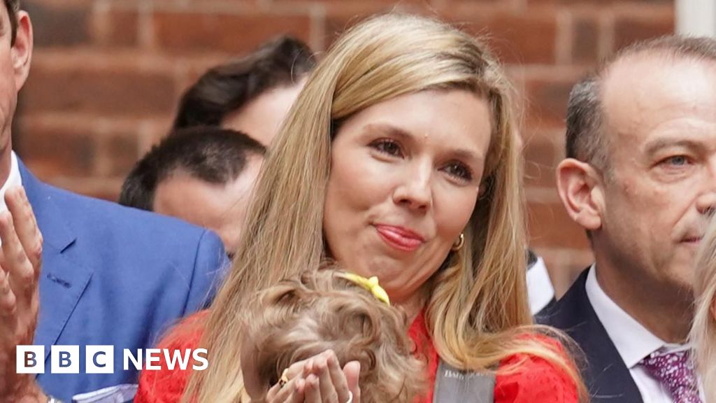 carrie-johnson-warns-mums-over-dehydration-after-sanatorium-visit