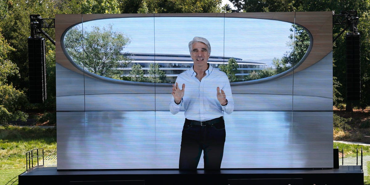 why-apple’s-stock-dropped-a-few-minutes-into-its-wwdc-keynote