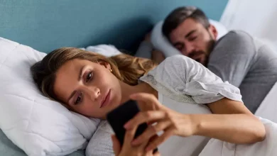 areas-of-the-uk-the-place-females-‘music-their-companions’-to-scrutinize-if-they’re-cheating