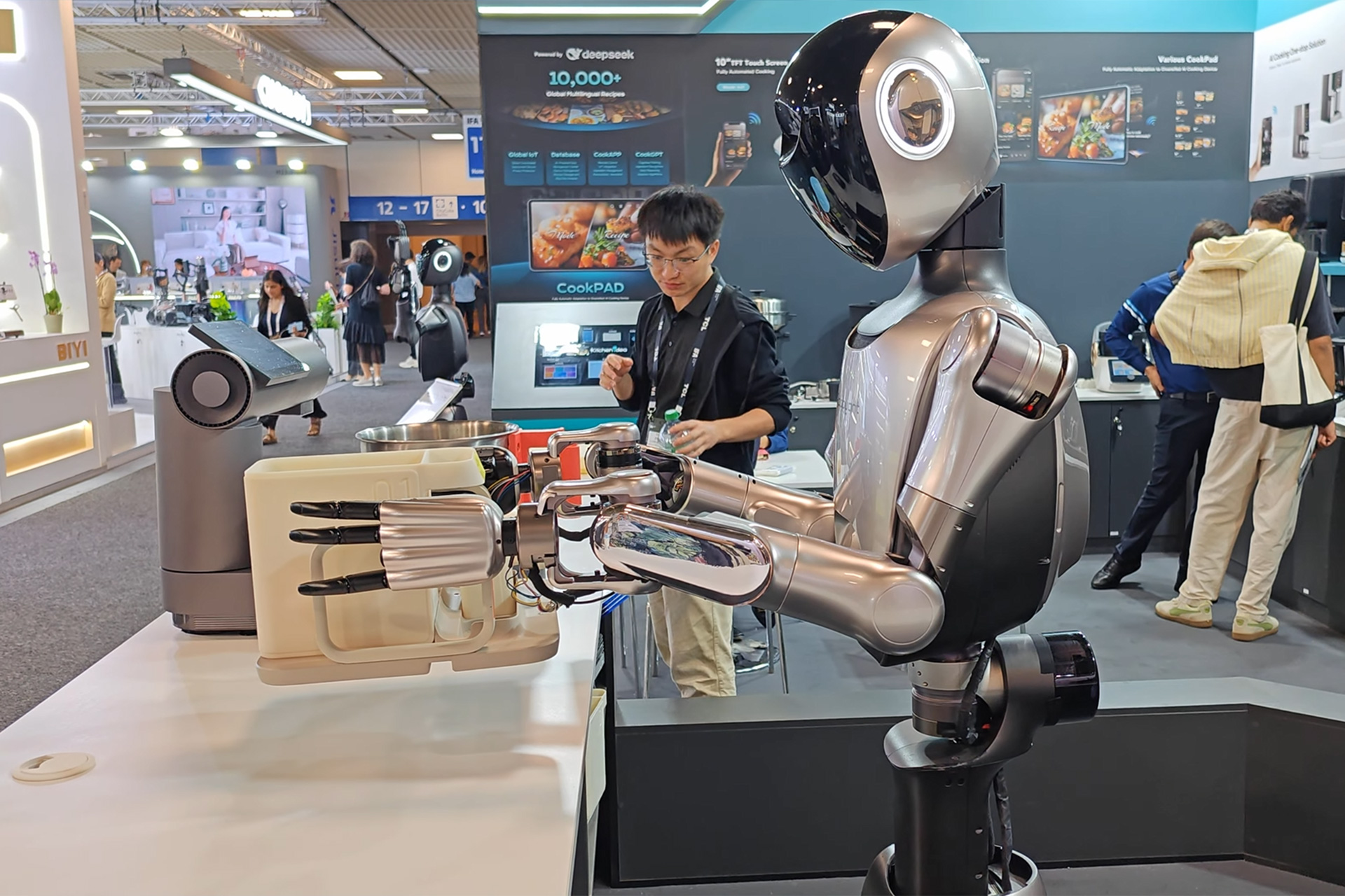 witness:-“r1”.-a-human-robotic-from-china-cooks-and-offers-medical-consultations-technology