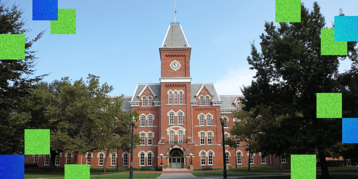 present-chain-purposes-at-universities-are-preparing-college-students-for-ai