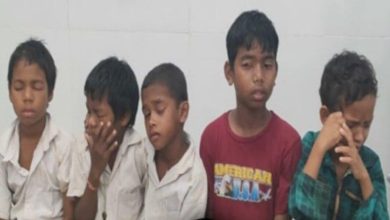 Odisha News: 8 Students who were admitted to hospital after classmates apply Fevikww to their eyes in Kandhamal