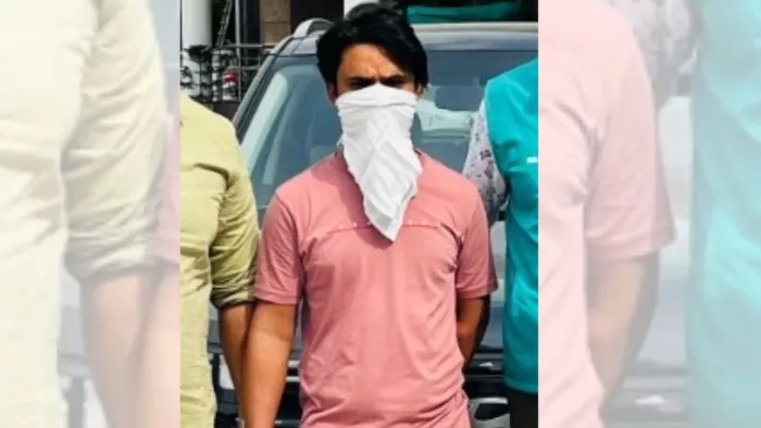 Three cars worth one crore were recovered, between the gang of the car; Six Arrested – NCR Interstate Car TheFT Gang was arrested in New Delhi City Six