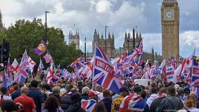 tens-of-hundreds-participate-in-an-anti-immigration-march-in-london-–-dw-–-2025/9/13