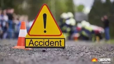 Auto clashed with a divider uncontrolled on Delhi-Lucknow Highway, wife’s death; Two injured – fatal accident on Delhi Lucknow Highway One Dead Two Dead Two